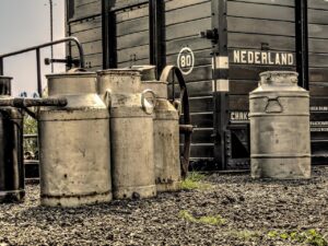 医療脱毛の途中解約は可能？注意点と手続き方法を解説します。